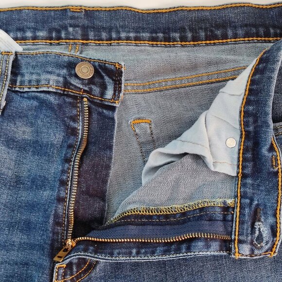 Levis 541 jeans Athletic tapered for muscular body denim blue men's size 36X32 - Picture 8 of 14
